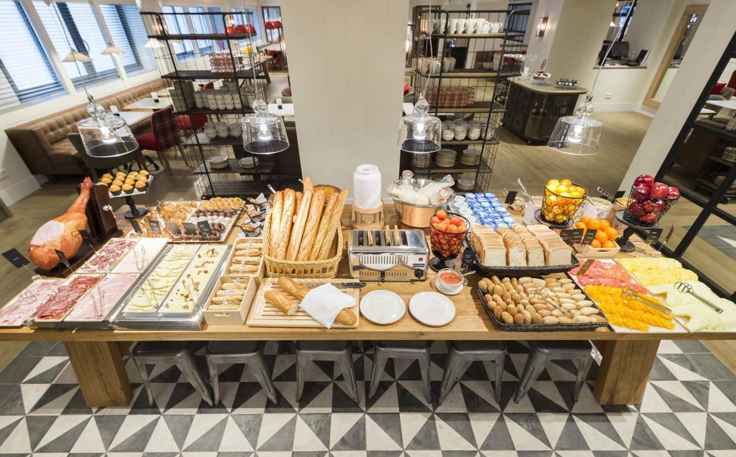 restaurants-restaurants