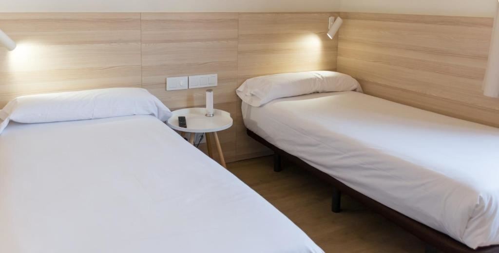 rooms-double-single-use-capacity-1