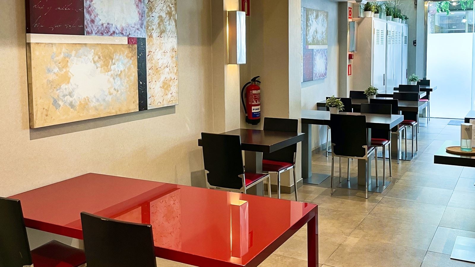 restaurants-restaurants