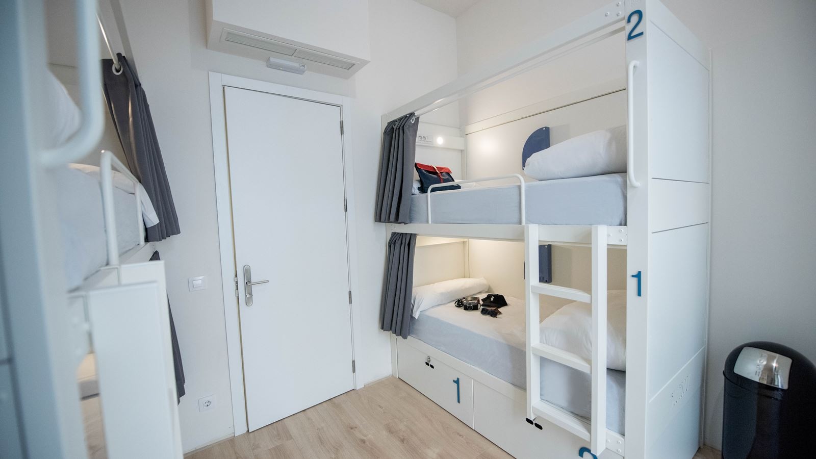 rooms-bed-in-dormitory-capacity-4