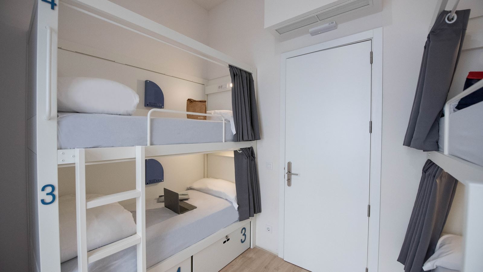 rooms-bed-in-dormitory-capacity-4