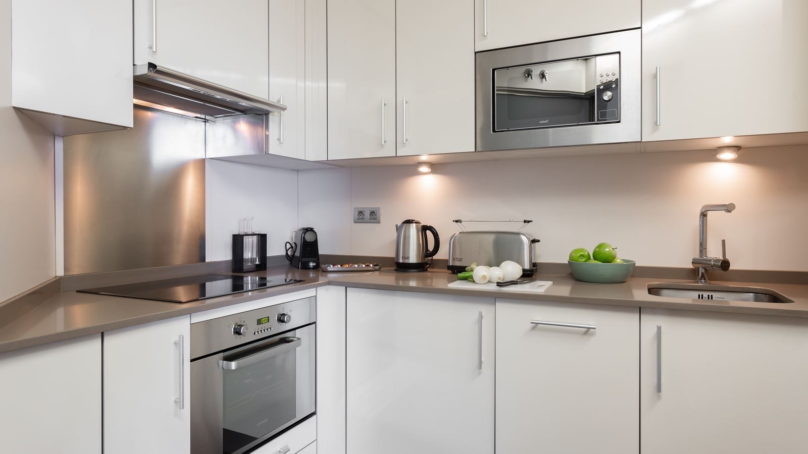 rooms-studio-superior