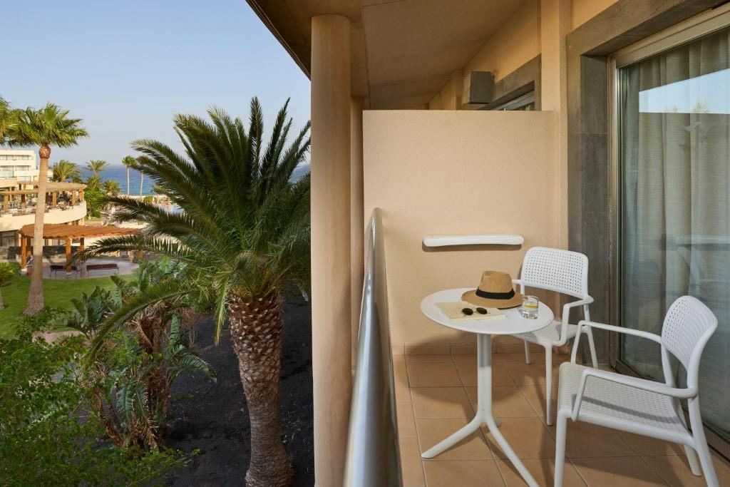 rooms-double-balcony-or-terrace