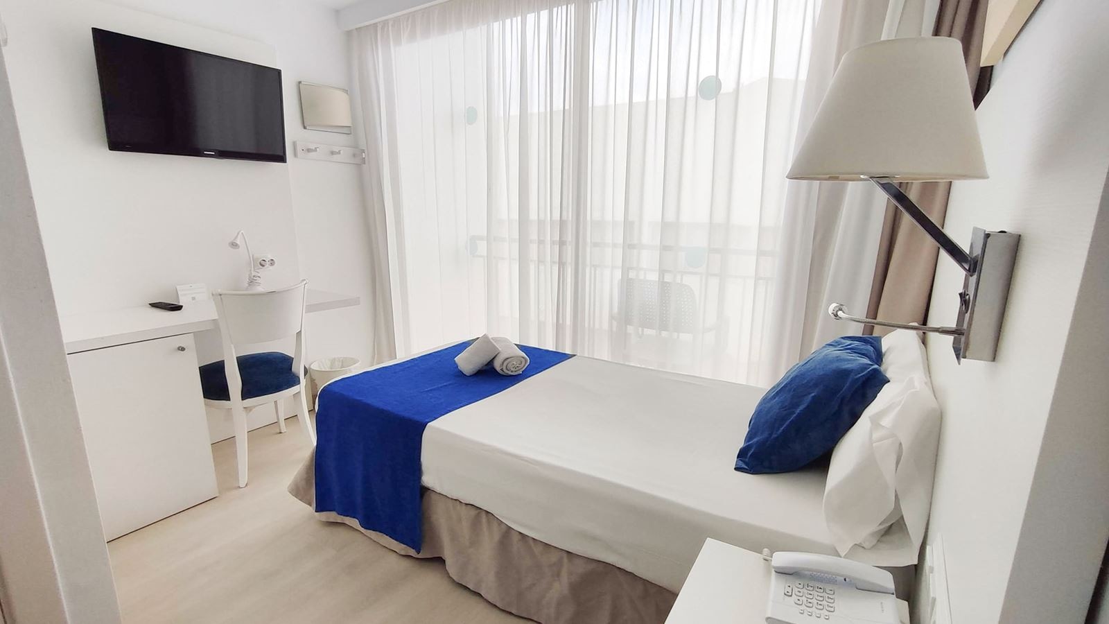 rooms-ib--single-room