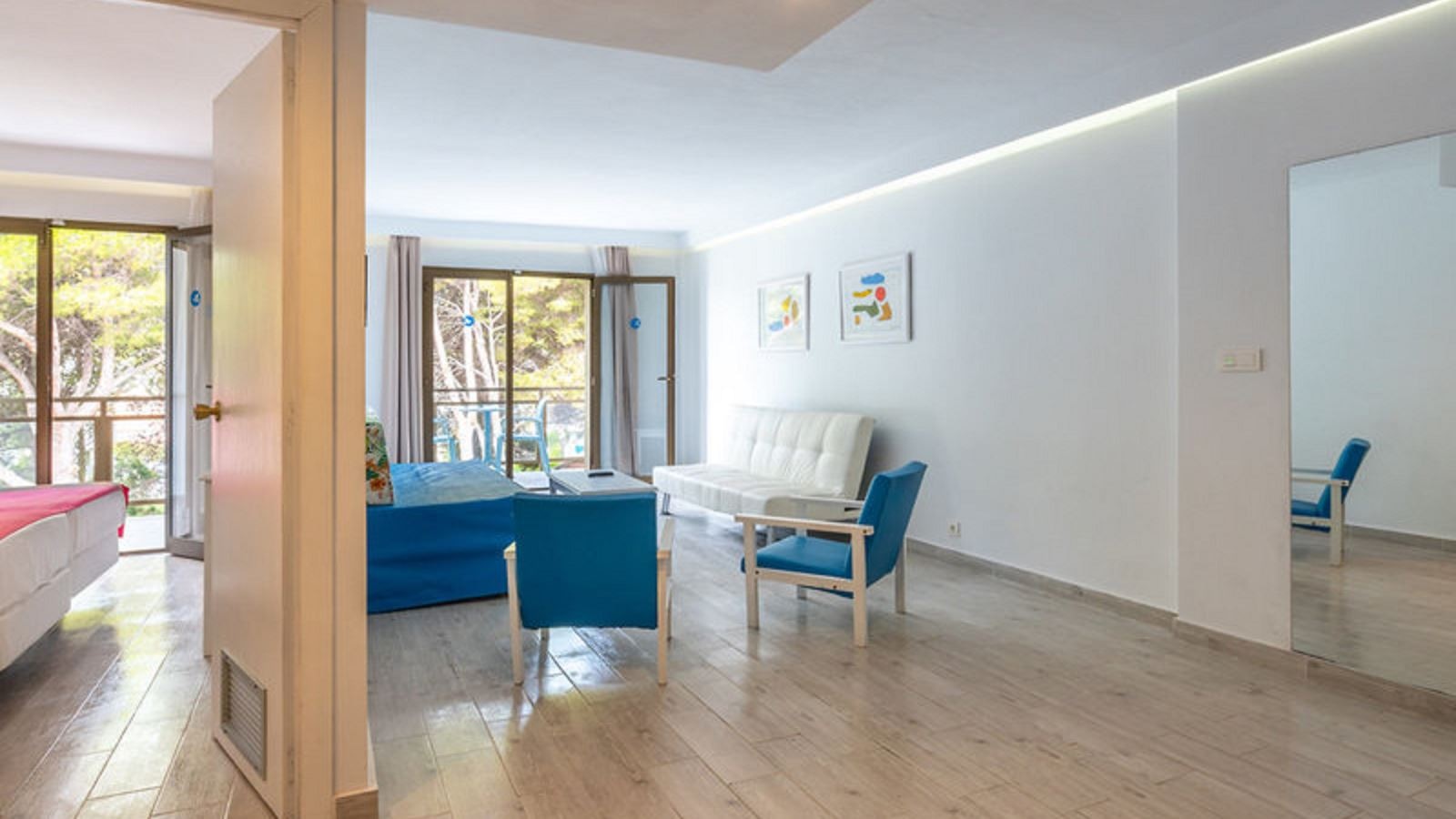 rooms-double-superior-premium-balcony-or-terrace