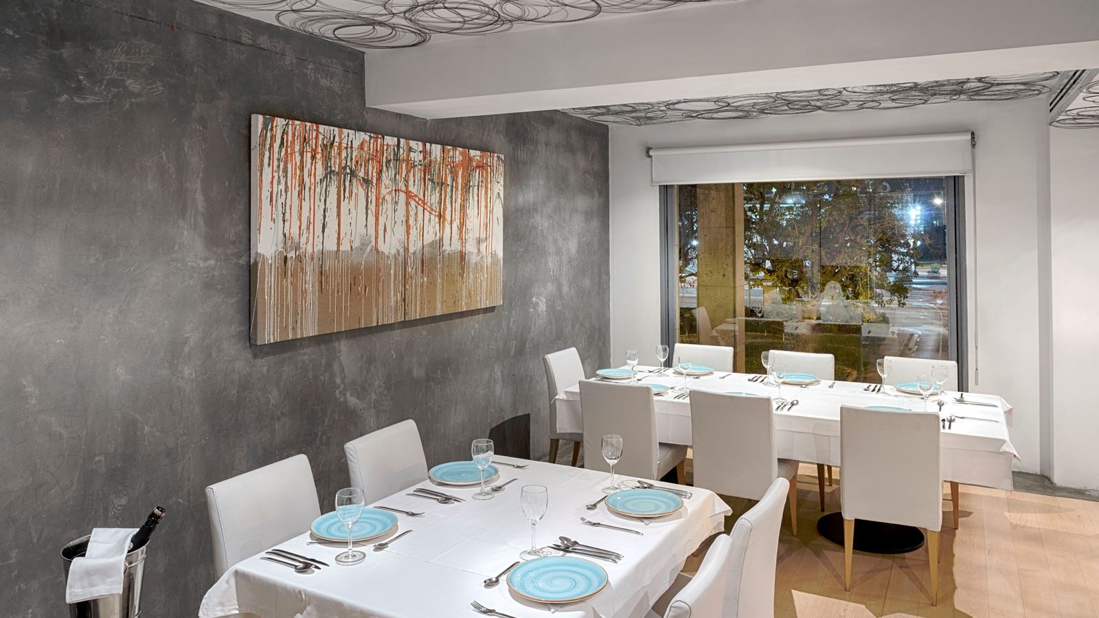 restaurants-restaurants