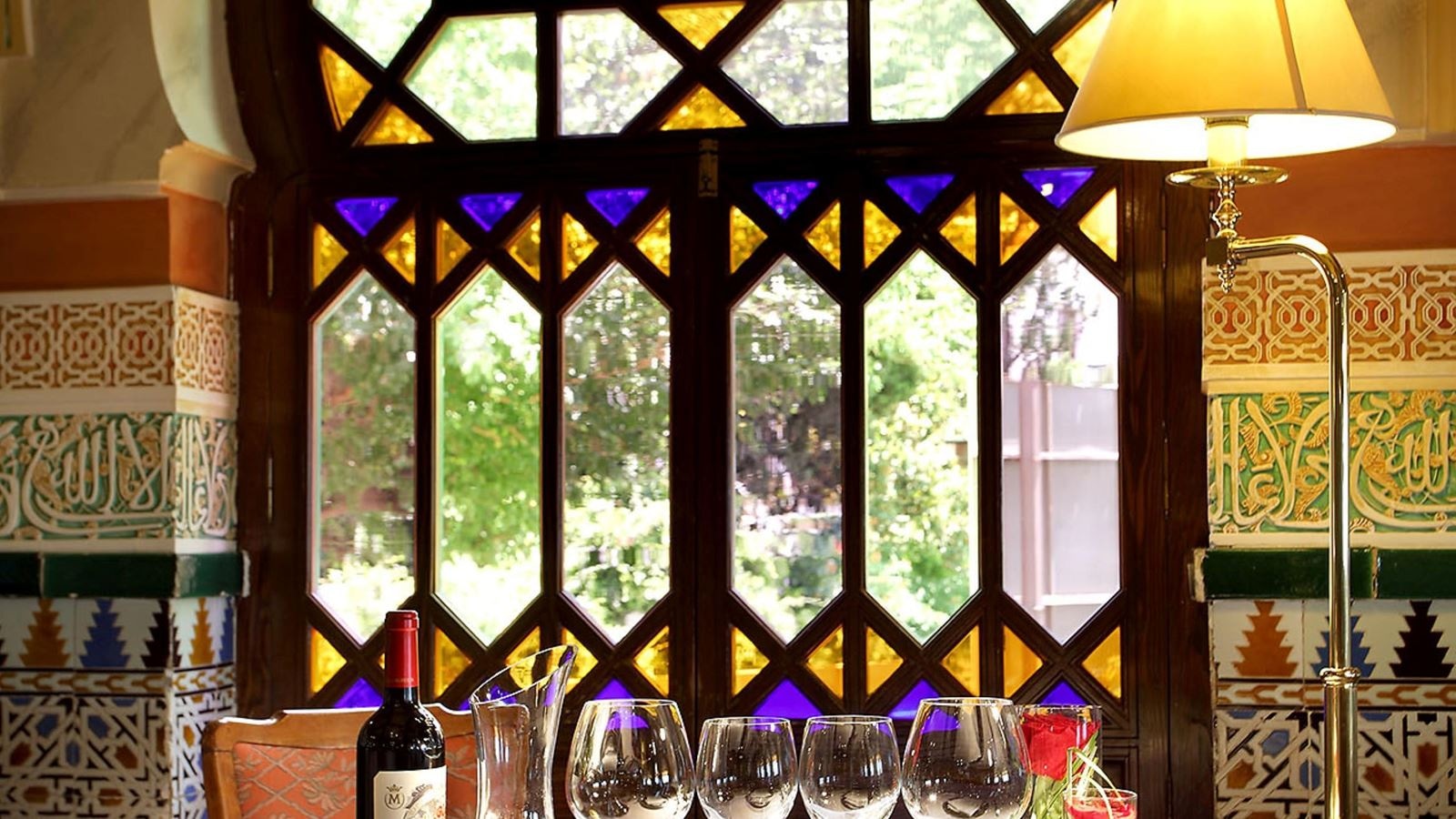 restaurants-restaurants