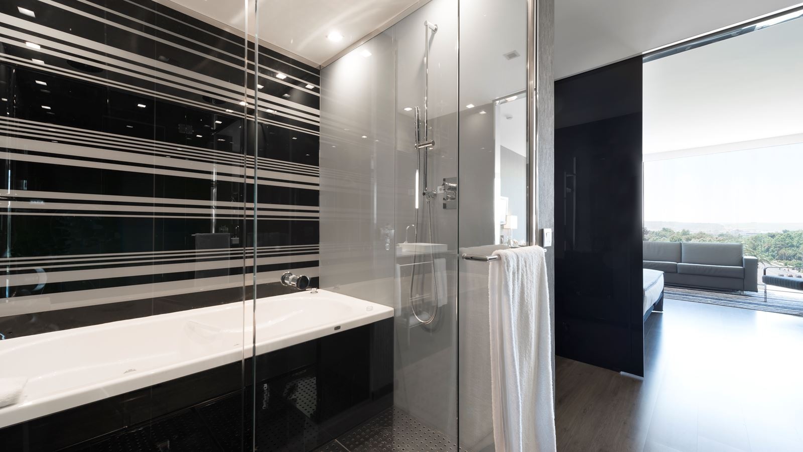 rooms-double-or-twin-standard