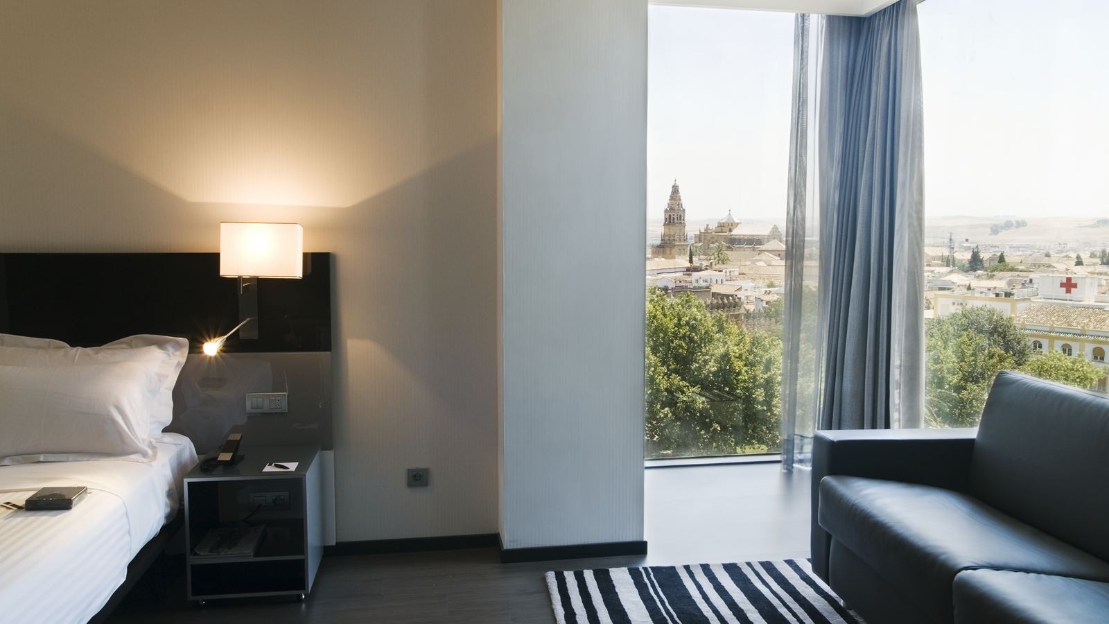 rooms-double-or-twin-standard