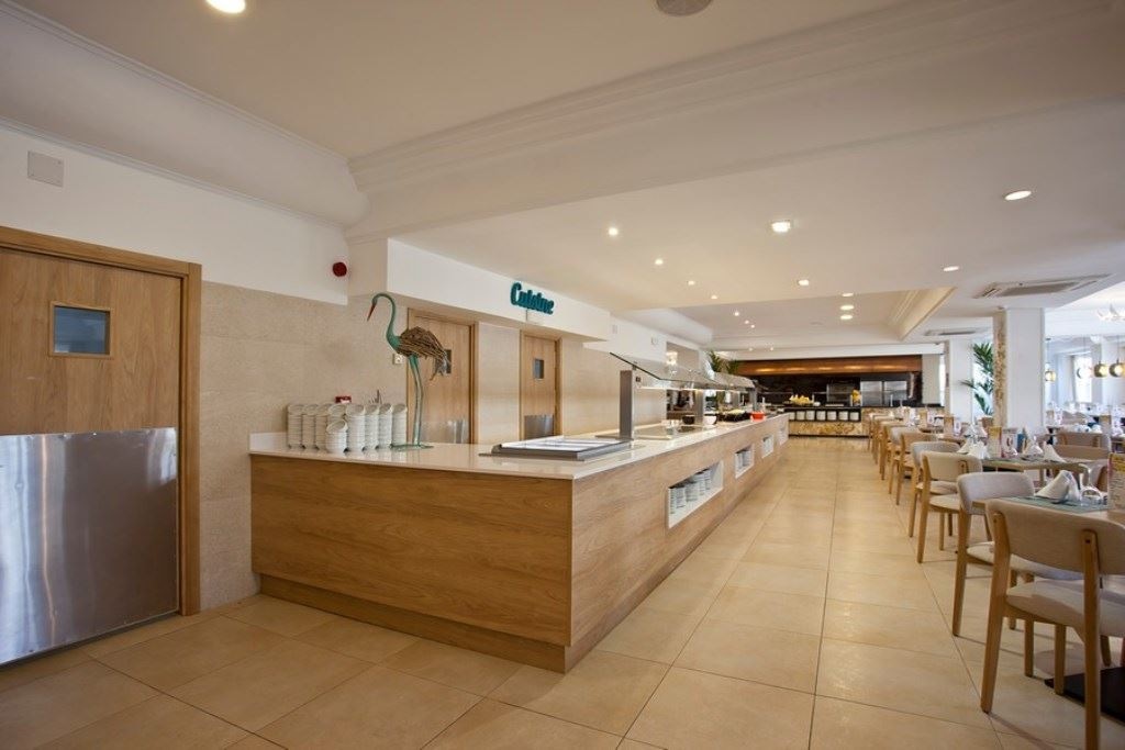 restaurants-restaurants