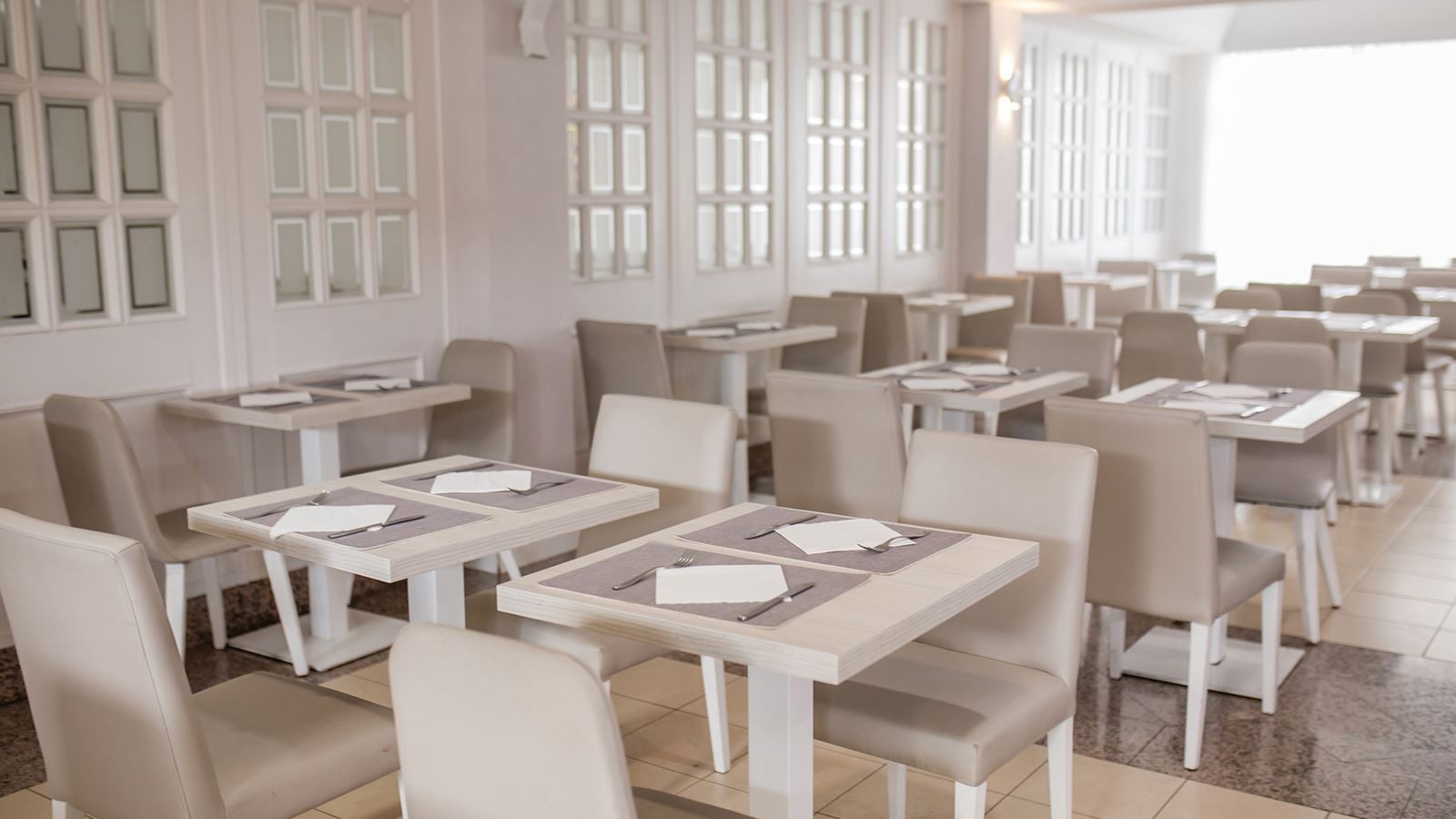 restaurants-breakfast-and-dinner