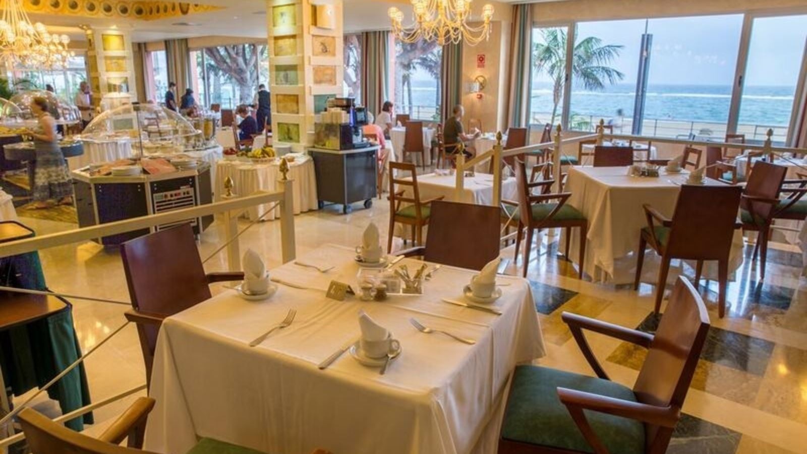 restaurants-restaurants