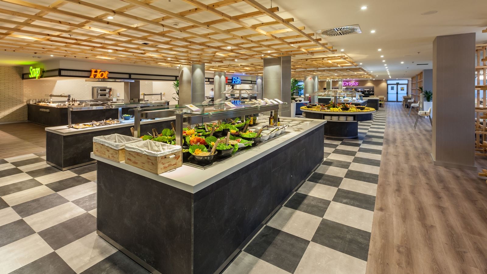 restaurants-breakfast-buffet