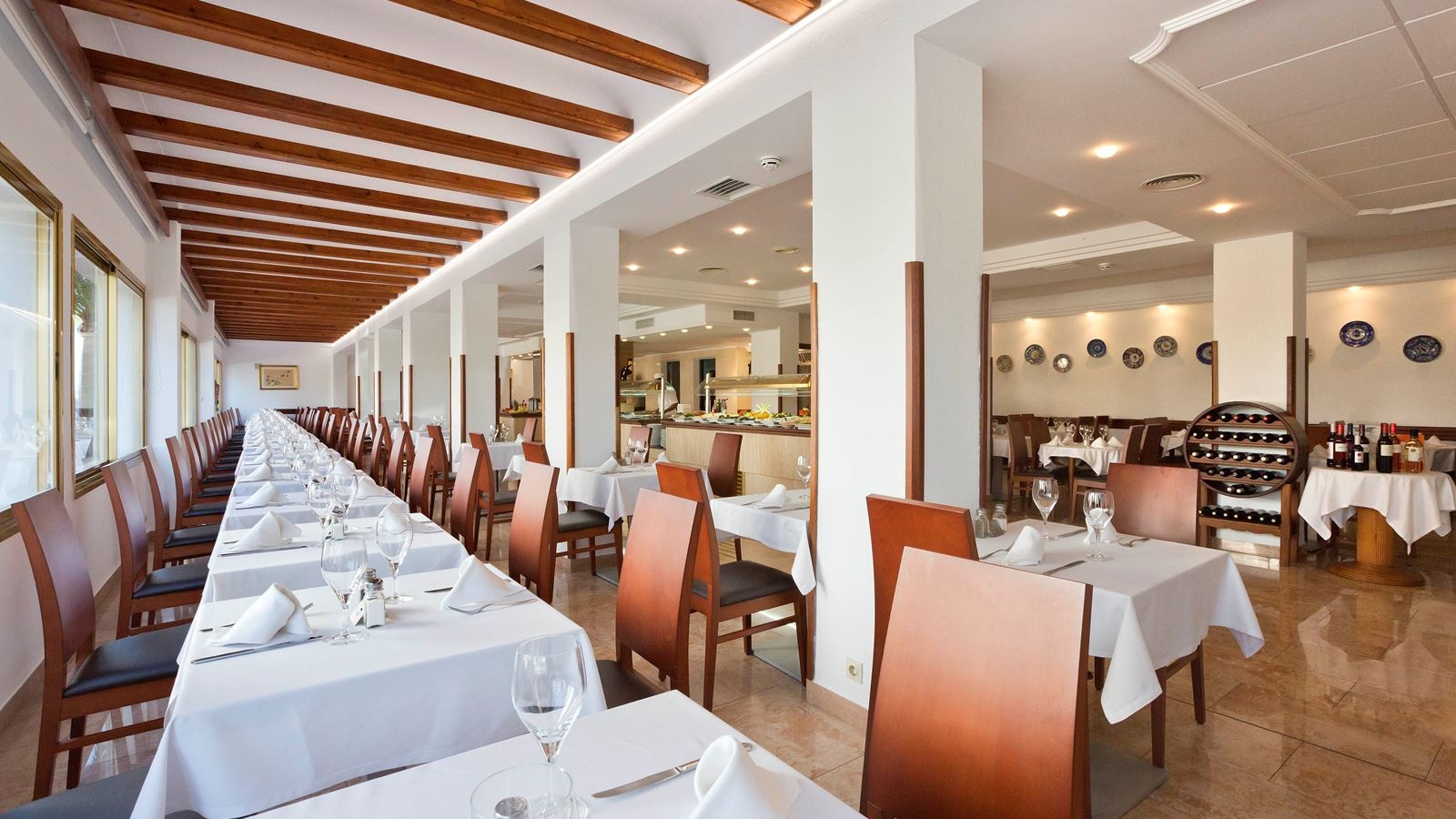 restaurants-restaurants