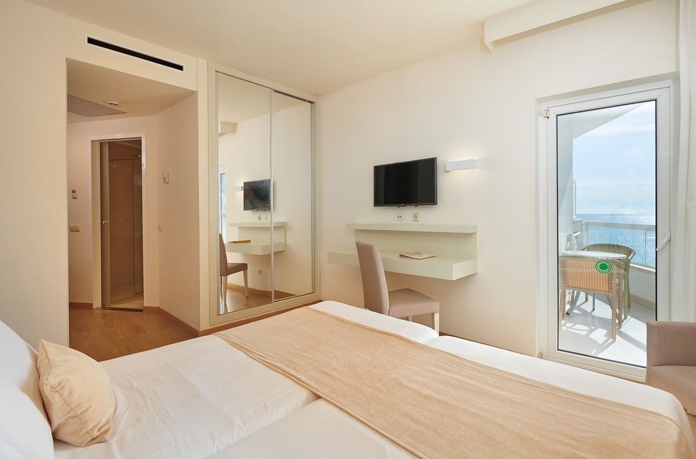 rooms-junior-suite-superior