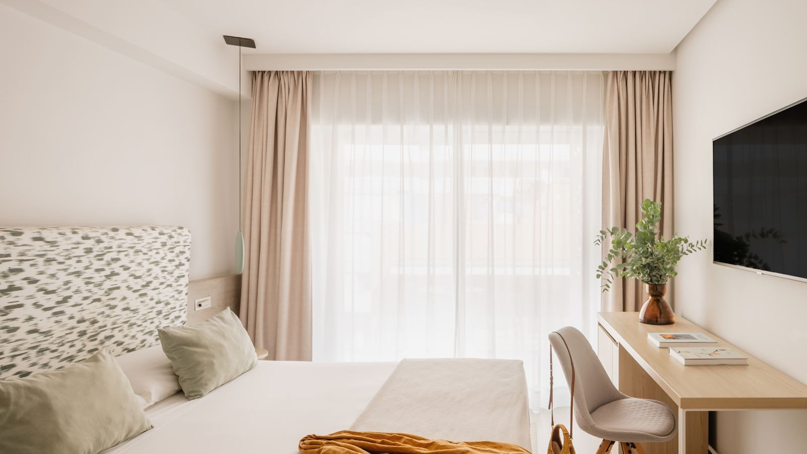 rooms-c2t--double-superior