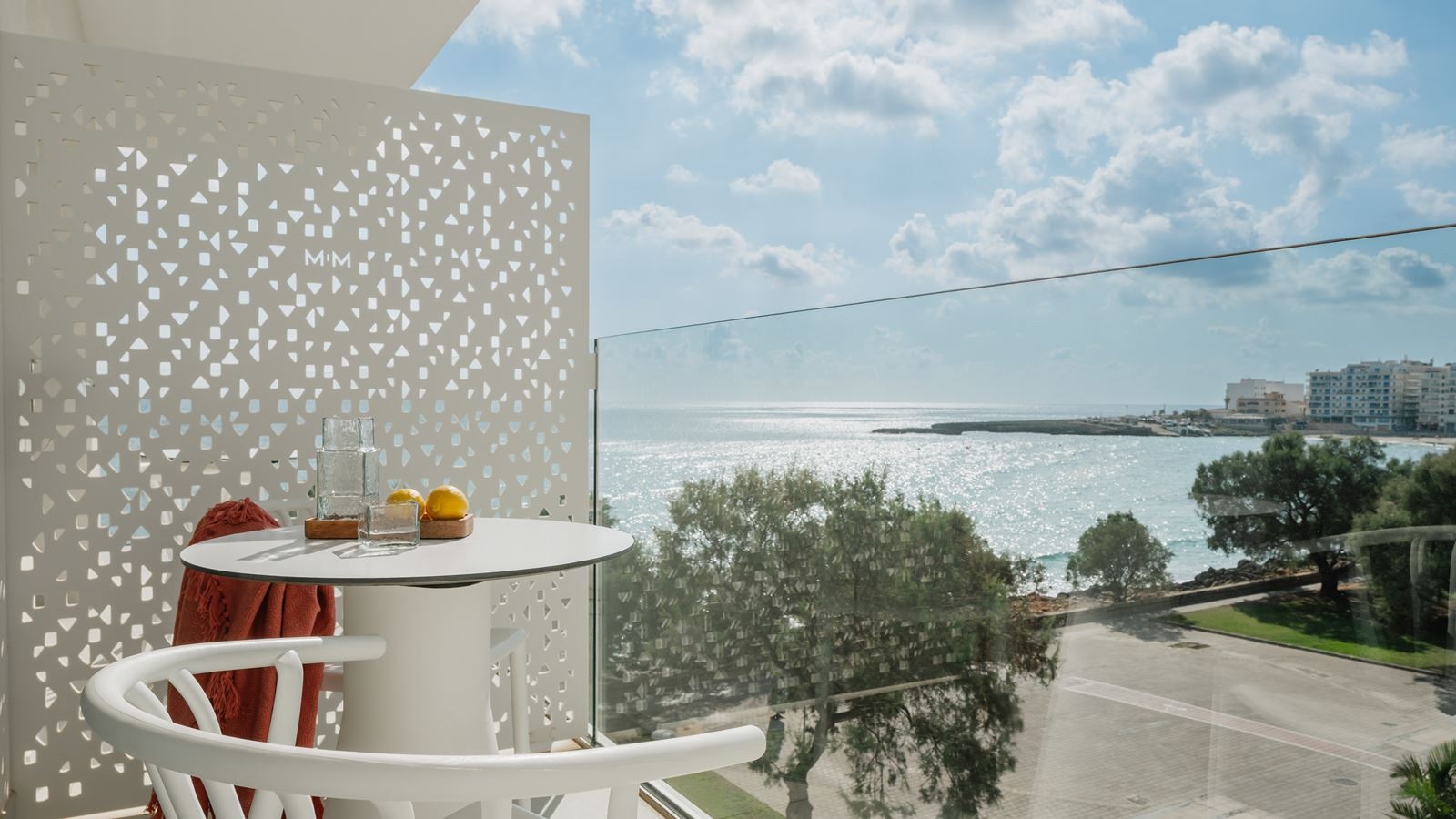 rooms-c2v--double-superior-partial-sea-view