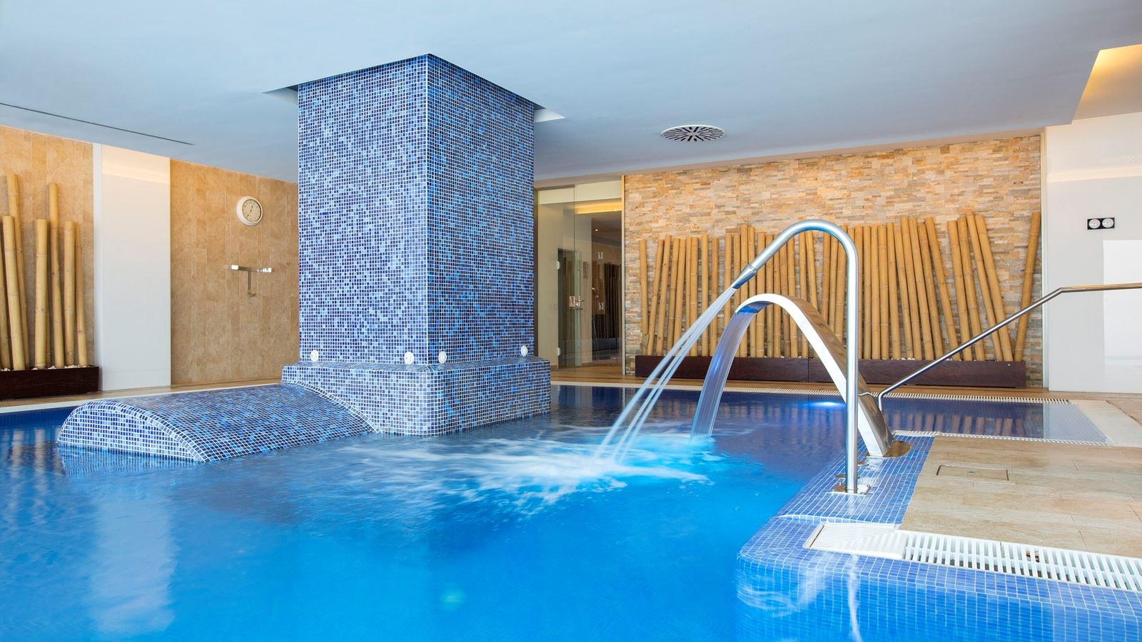 pools-indoor-pool