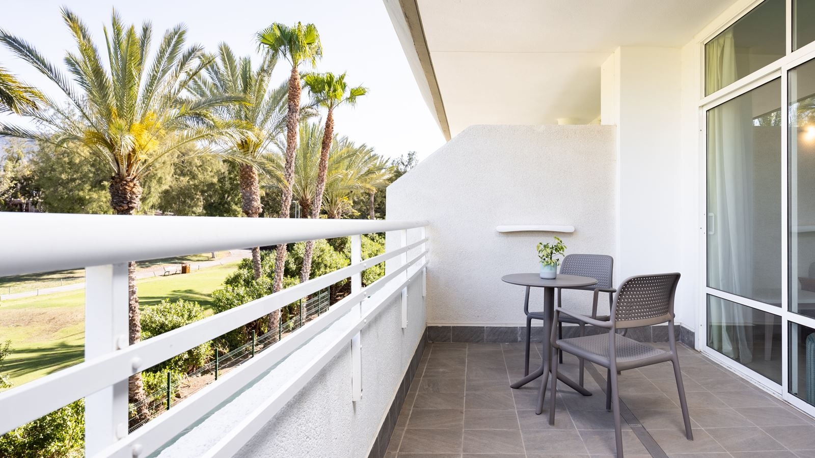 rooms-suite-garden-or-pool-view-balcony-or-terrace