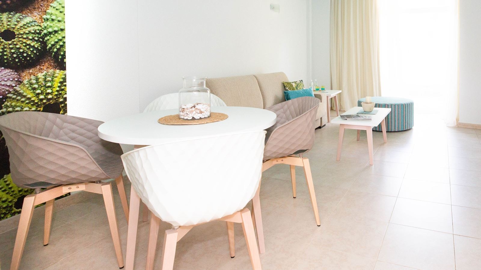 rooms-suite-golf-view-balcony-or-terrace