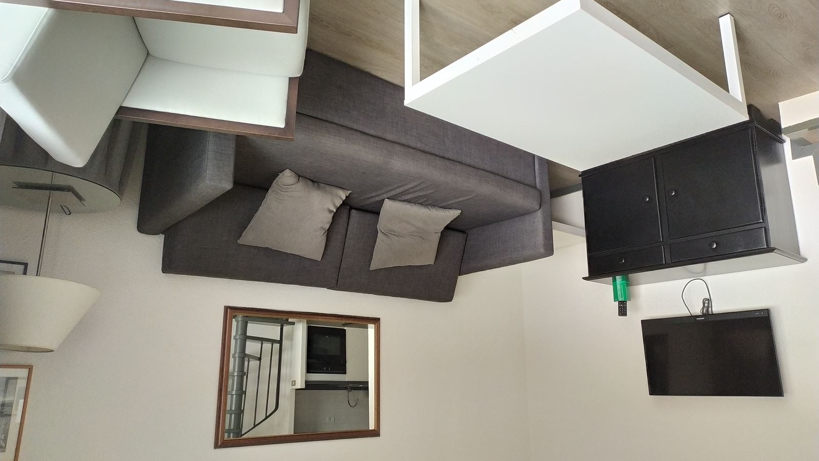 rooms-2-bedroom-standard-apartment-balcony-or-terrace