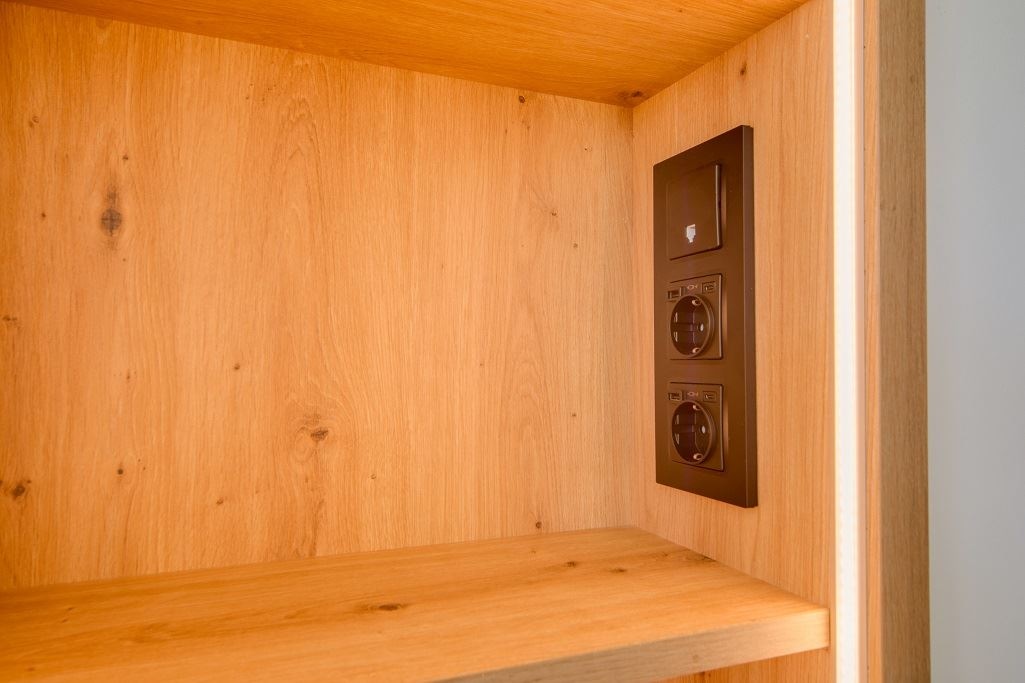 rooms-apartment-side-sea-view