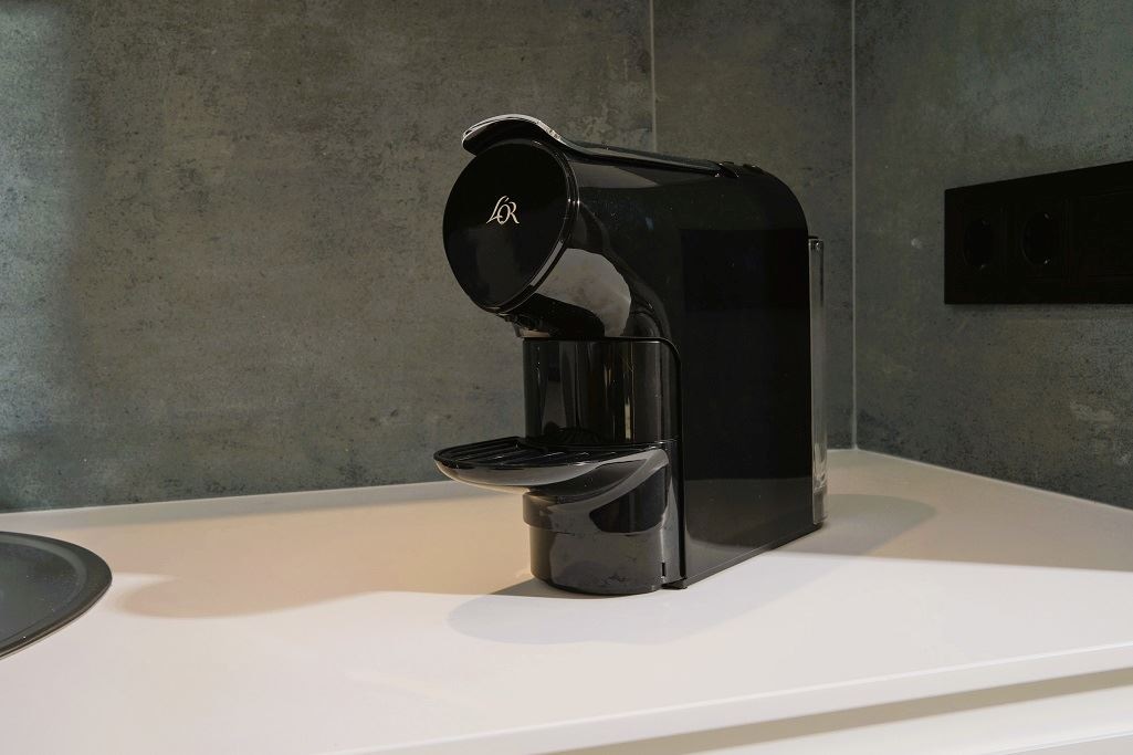 rooms-apartment-side-sea-view