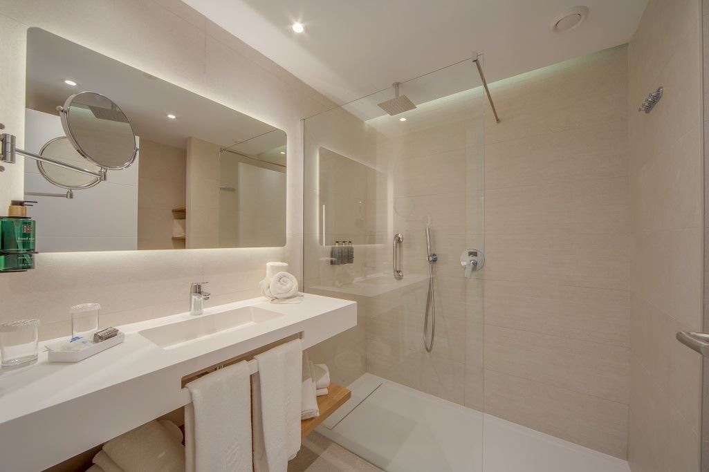 rooms-apartment-side-sea-view