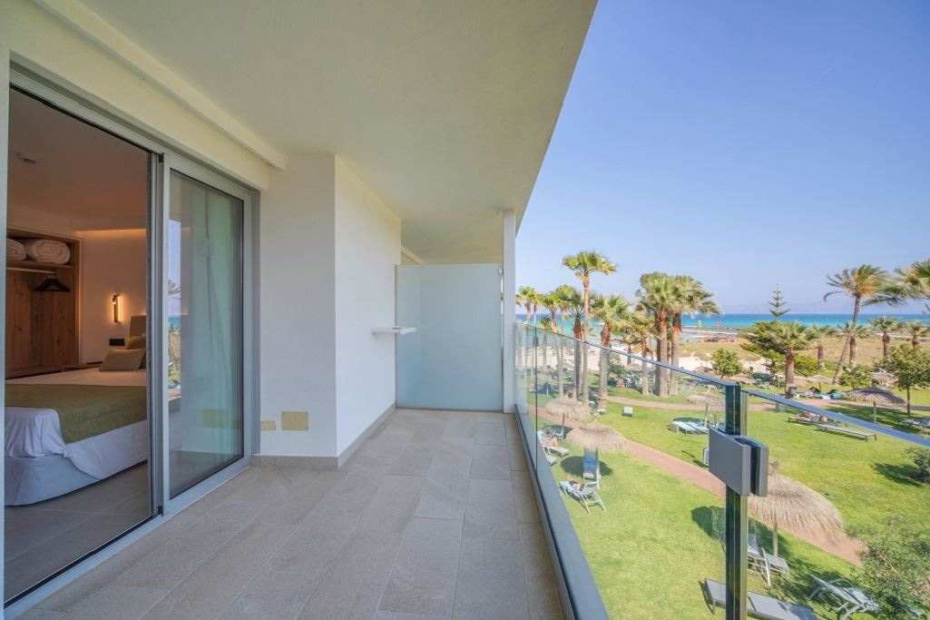 rooms-apartment-side-sea-view