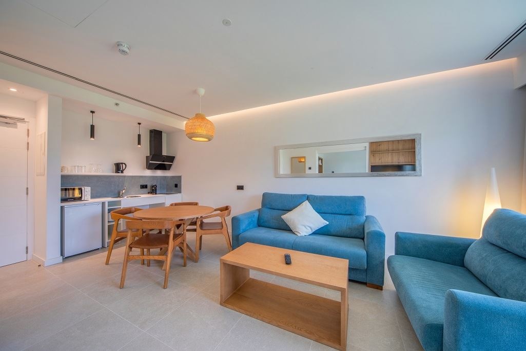 rooms-apartment-side-sea-view