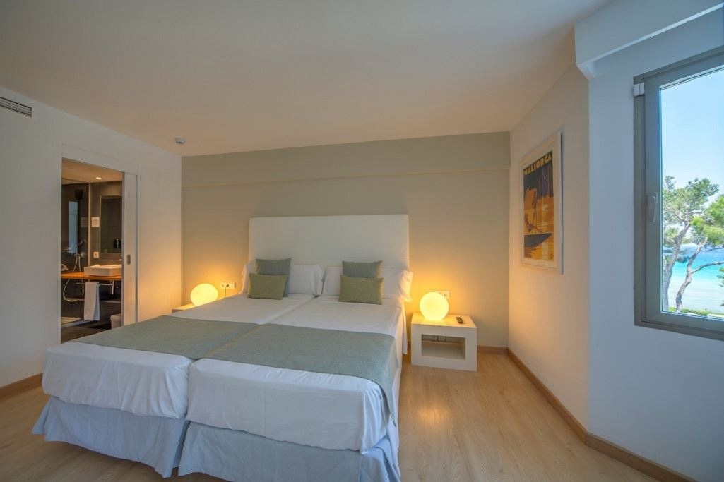 rooms-suite-side-sea-view