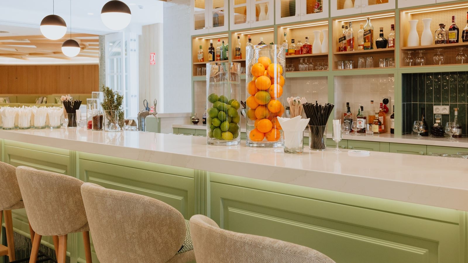 bars-bar-salón-beatriz-de-boadilla