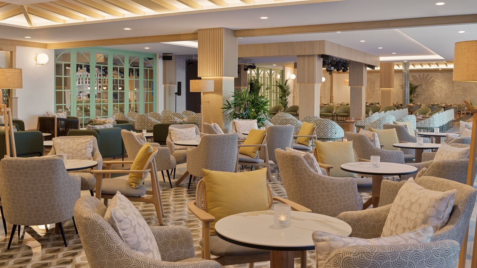 bars-bar-salón-beatriz-de-boadilla