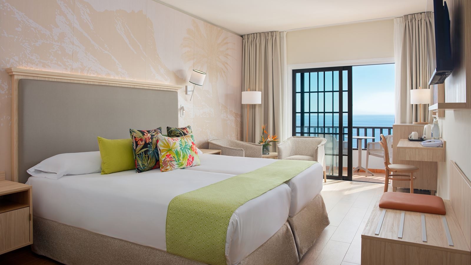 rooms-dbl-horizonte-frontal-sea-view