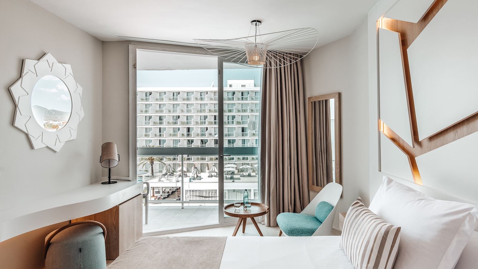 rooms-dl-life-double-room-with-balcony