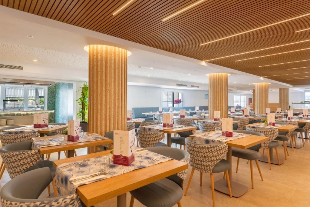 restaurants-restaurants