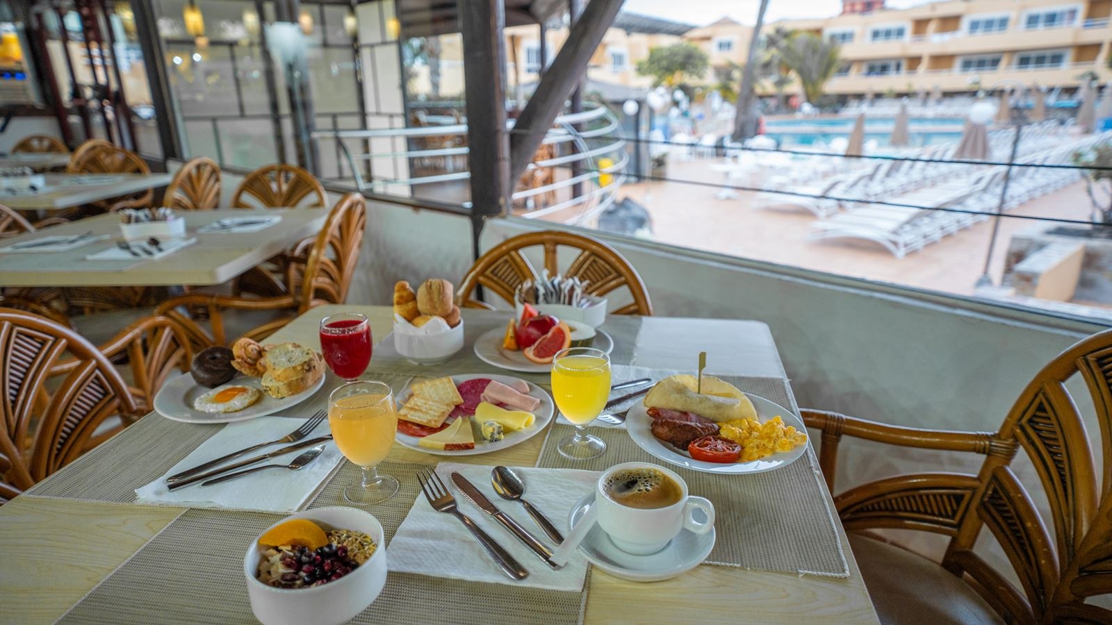 restaurants-restaurants