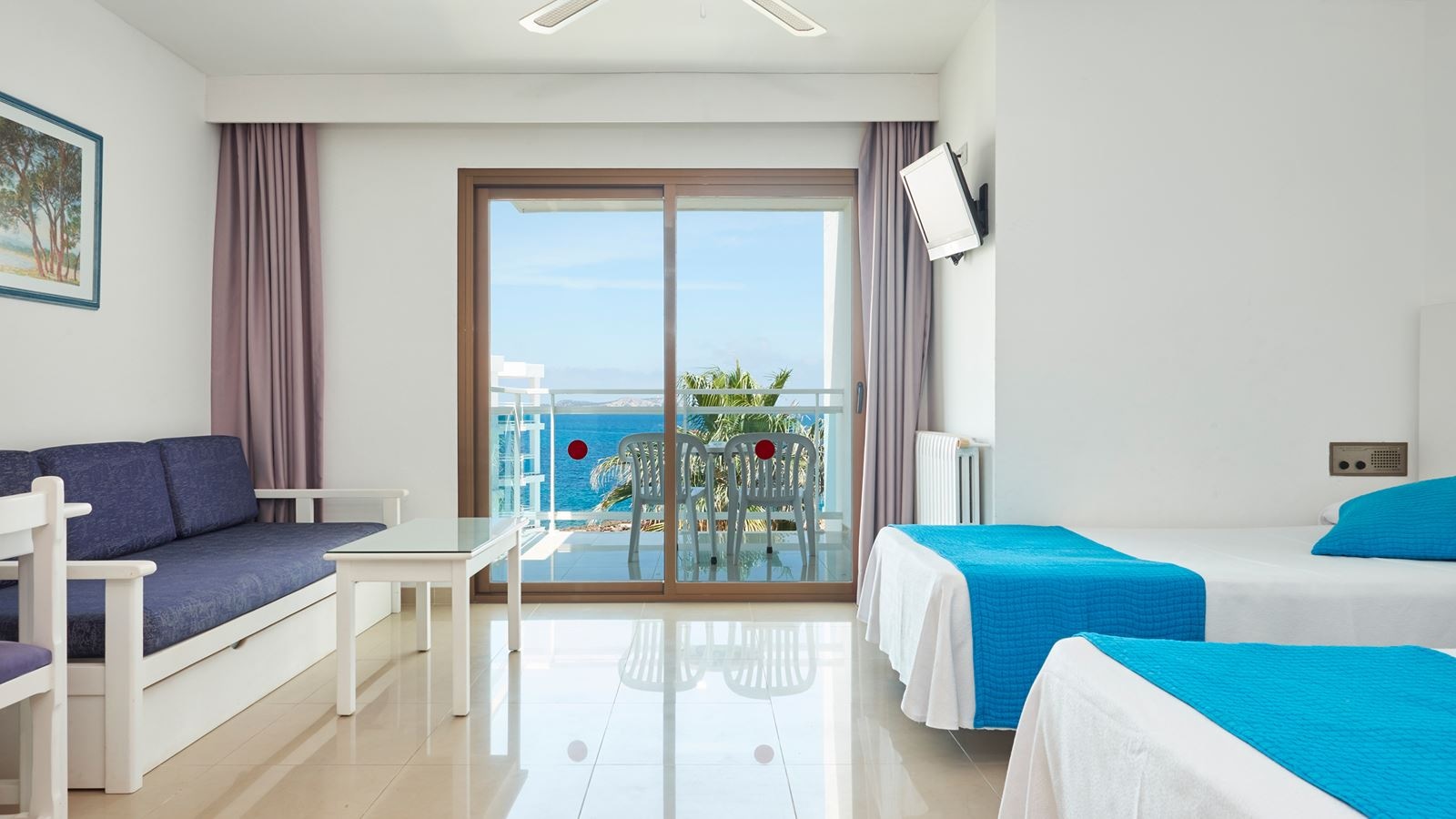 rooms-studio-sea-view-with-balcony