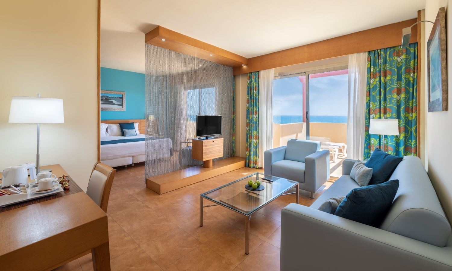 rooms-js-sv-junior-suite-sea-view-with-balcony-or-terrace
