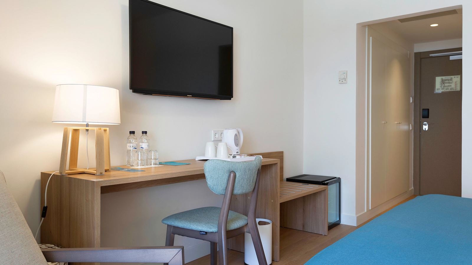 rooms-double-room-garden-view-with-balcony-or-terrace