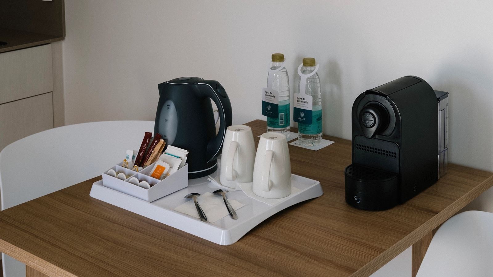 rooms-my-favorite-club-suite-swim-up-garden-view