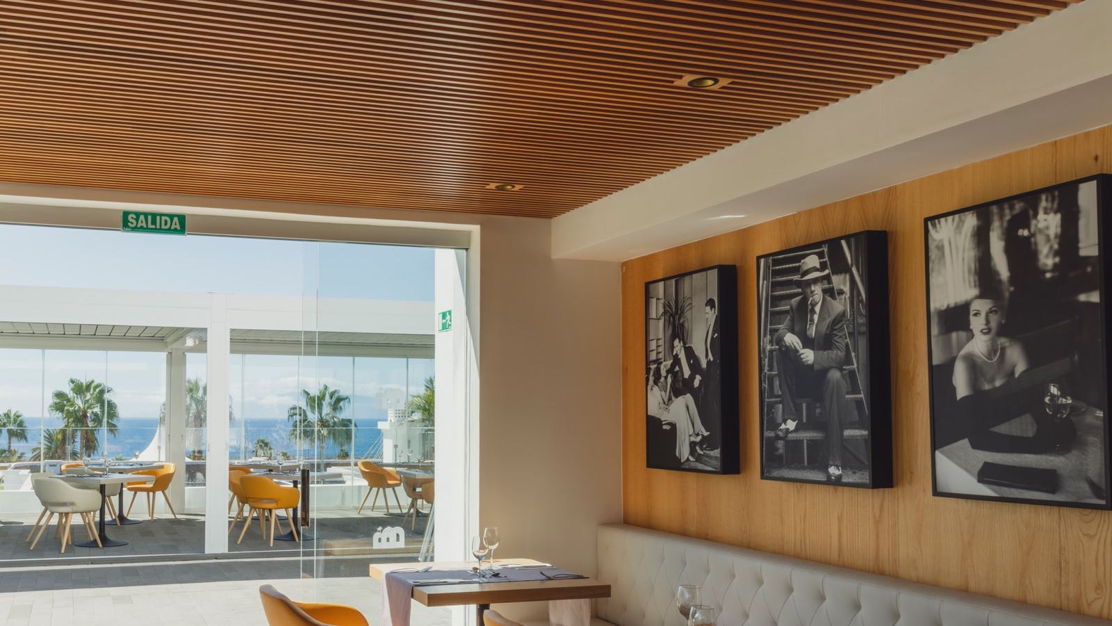 restaurants-restaurant