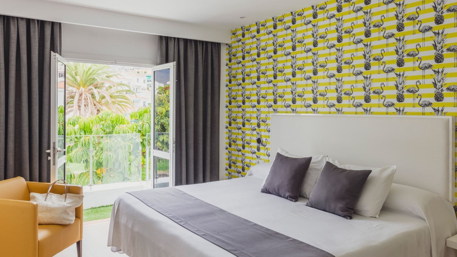 rooms-1-bedroom-apartment