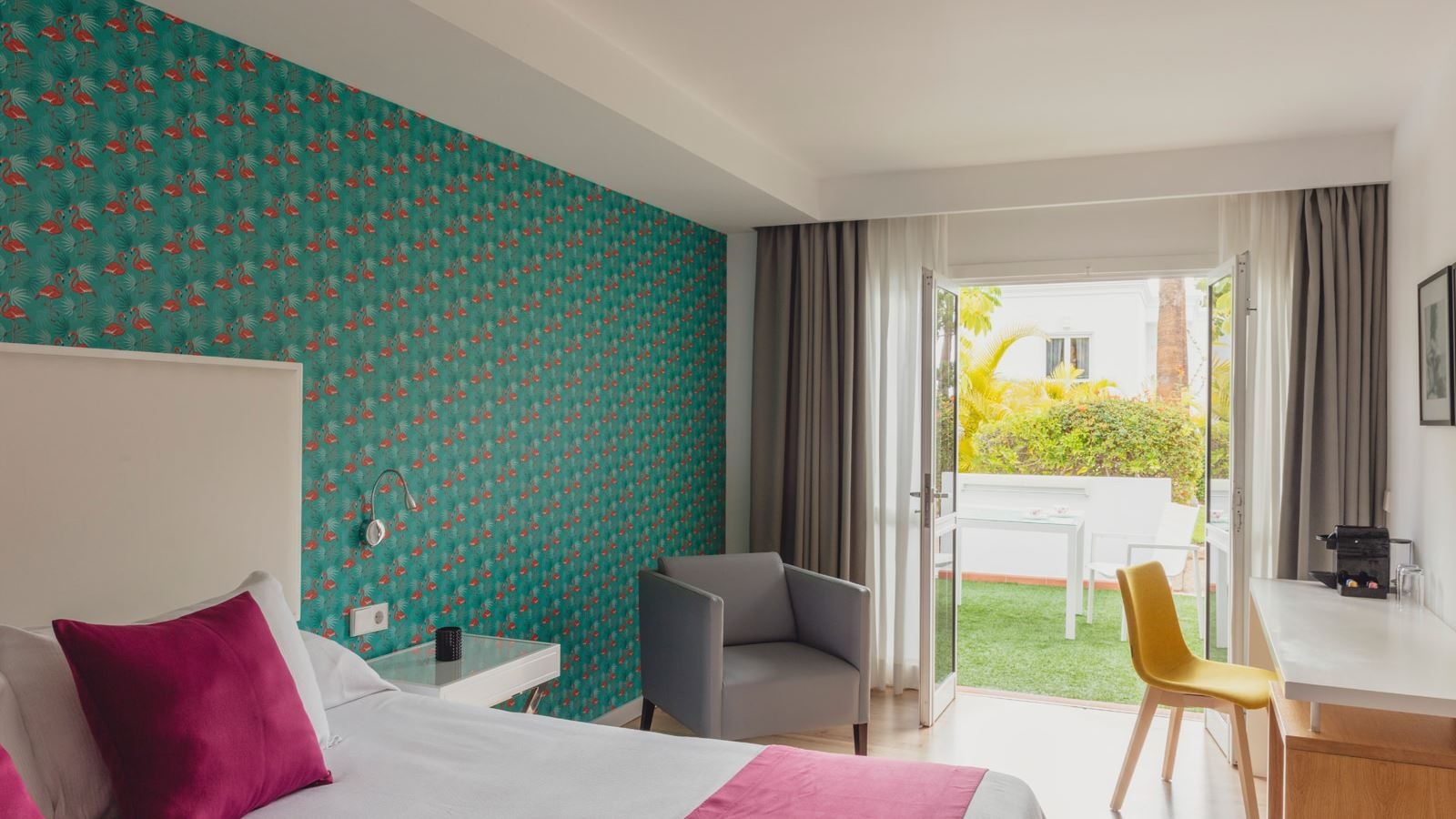 rooms-1-bedroom-apartment