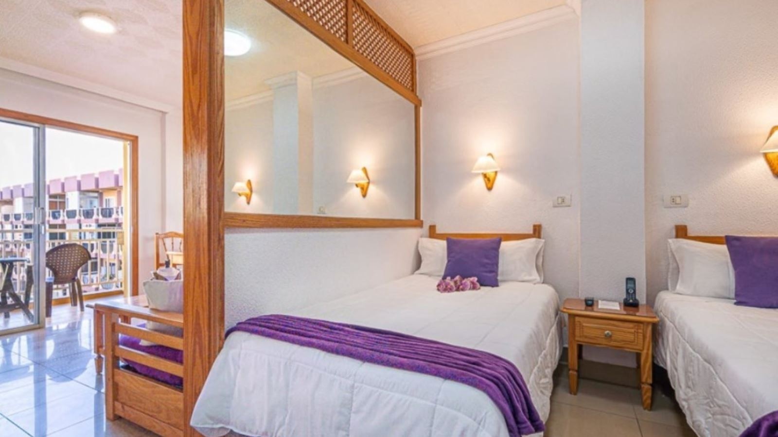 rooms-standard-studio-balcony