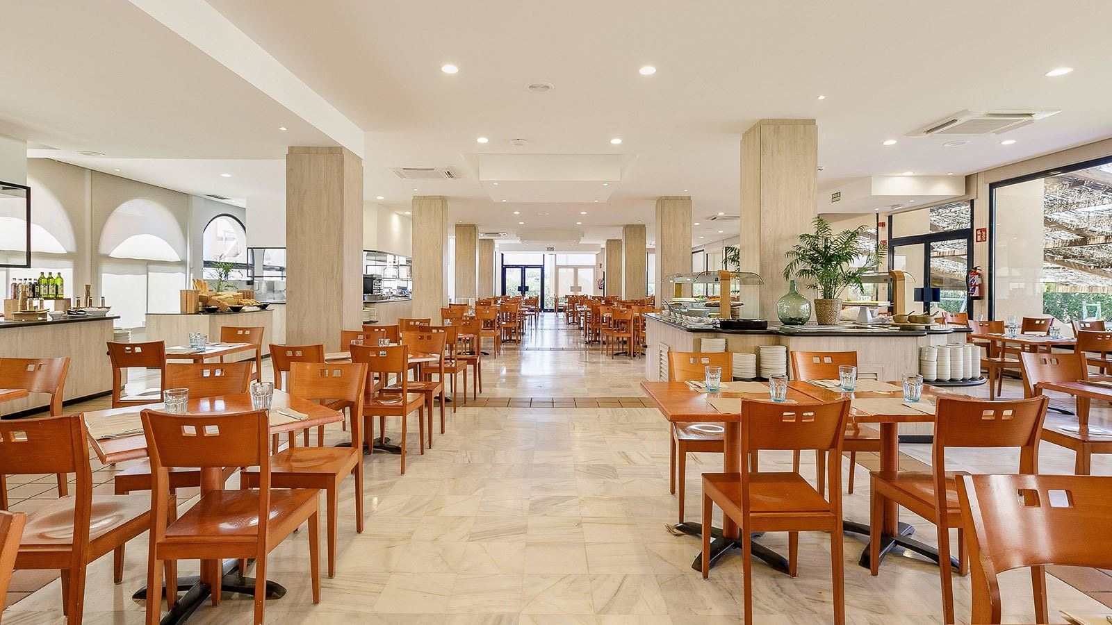 restaurants-restaurante-buffet-sol-sancti-petri