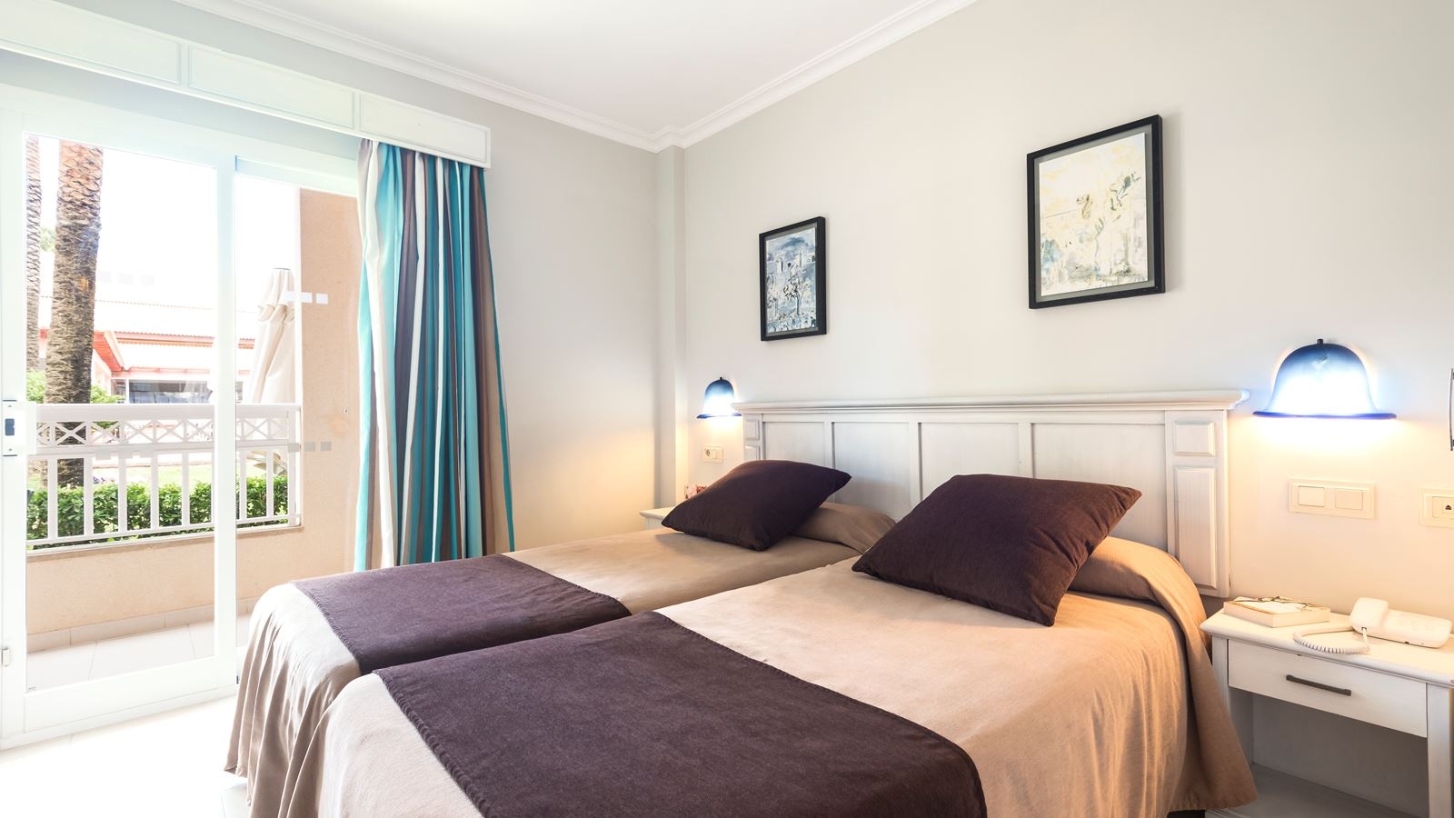 rooms-apartment-best-price-one-bedroom-with-balcony-or-terrace