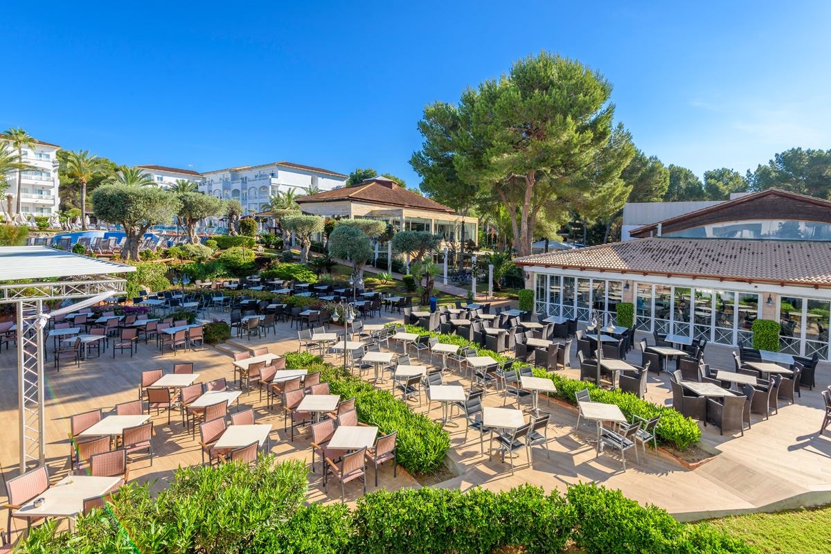 bars-hibiscus-bar-cafeteria