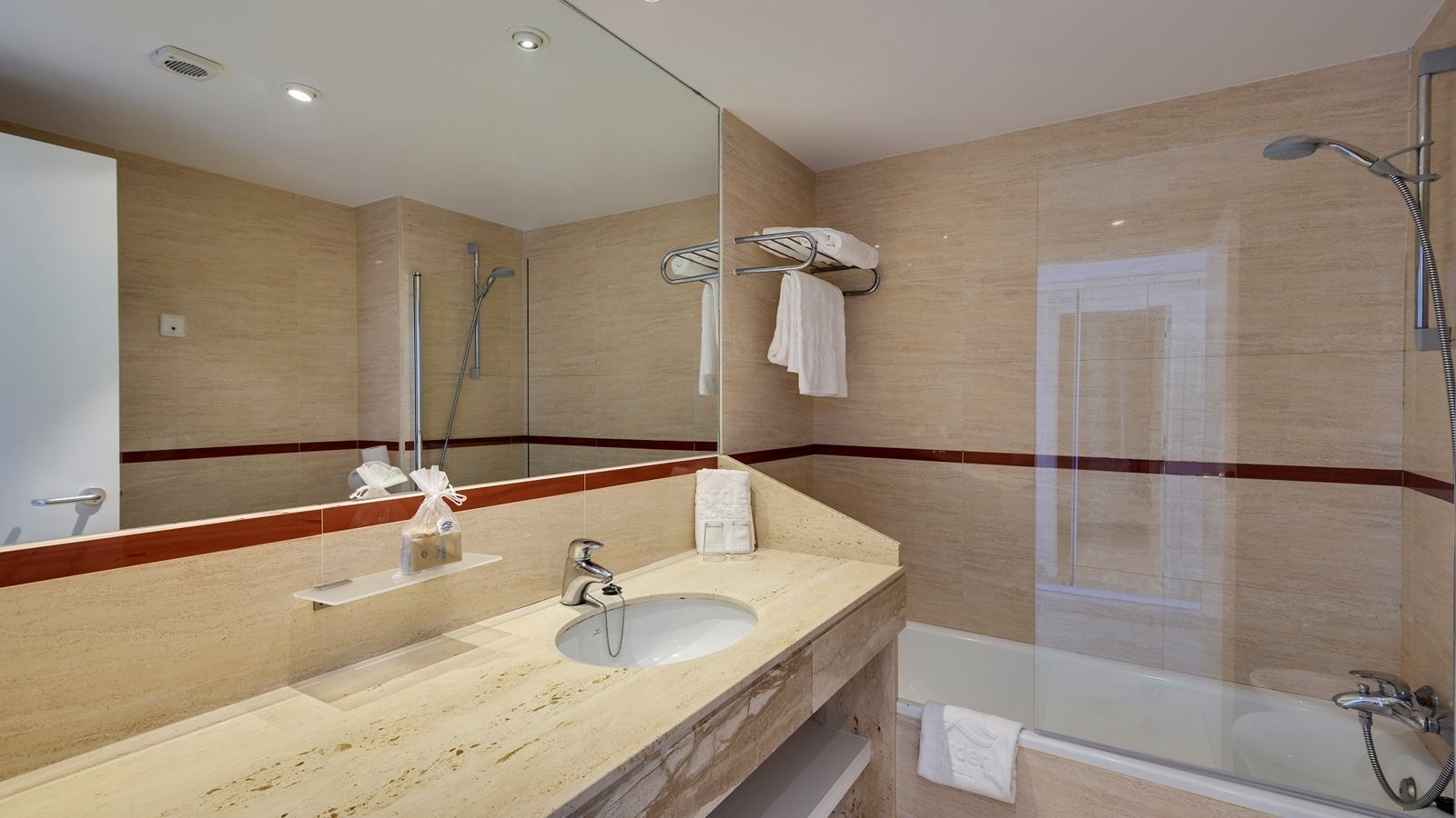 rooms-double-balcony-or-terrace