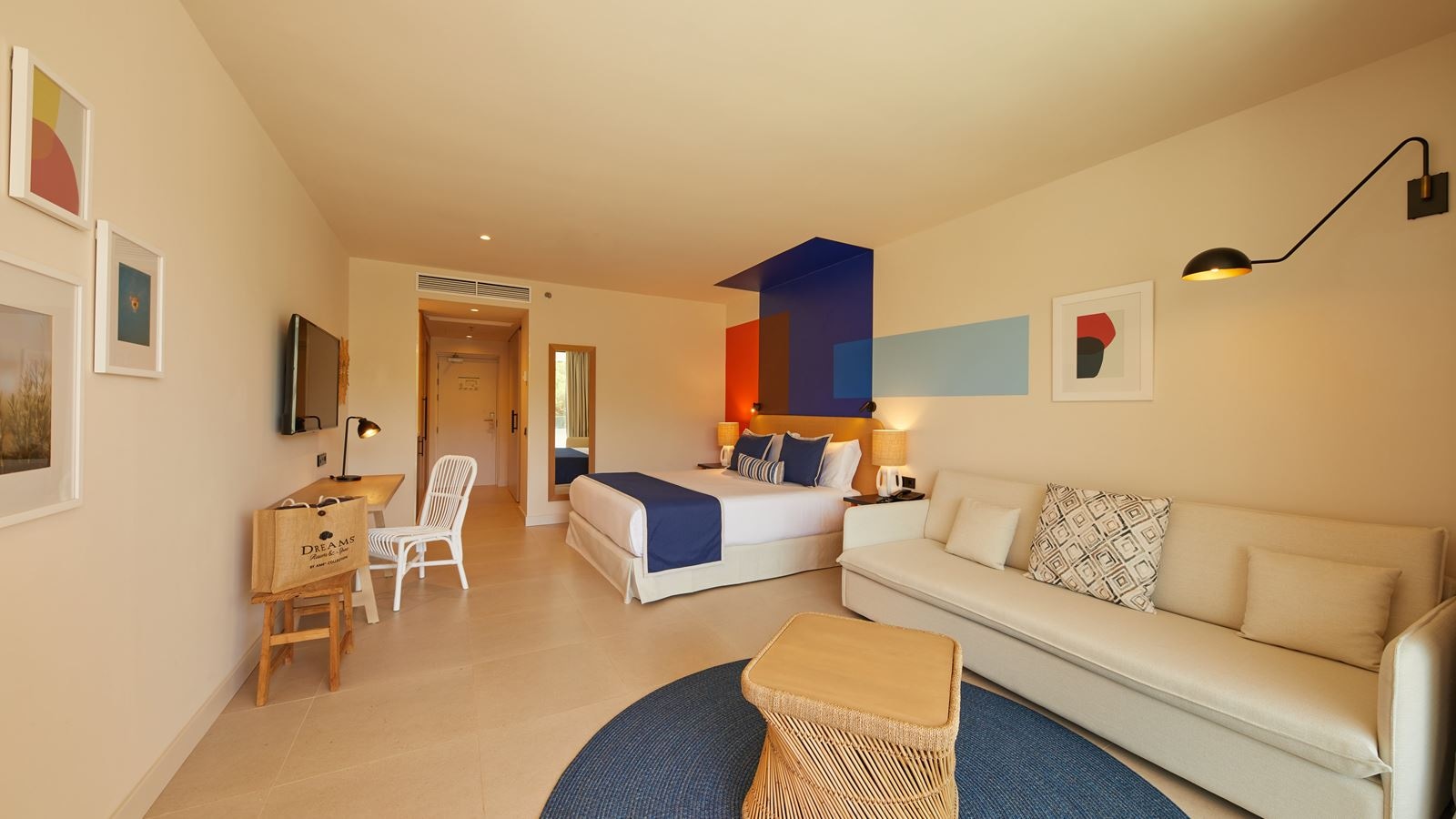 rooms-preferred-club-junior-suite-pool-view-balcony-or-terrace